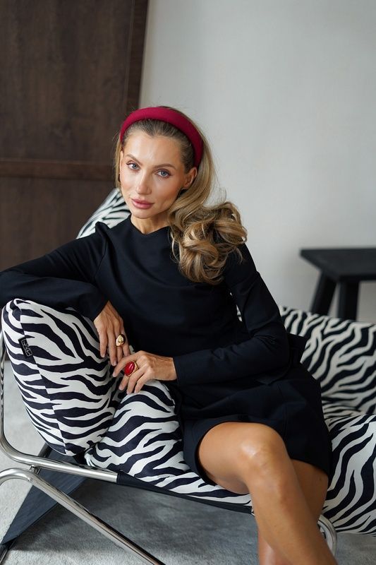 Чорна сукня міні з баскою, XXL